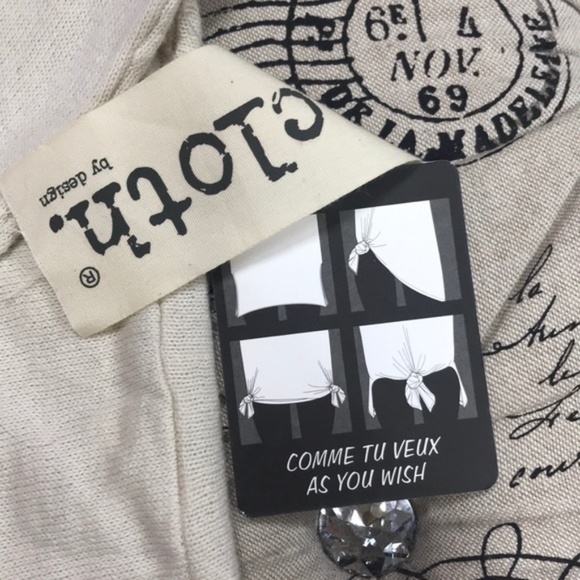 Modern Designer Oversized Knit Sweater - Picture 5 of 6